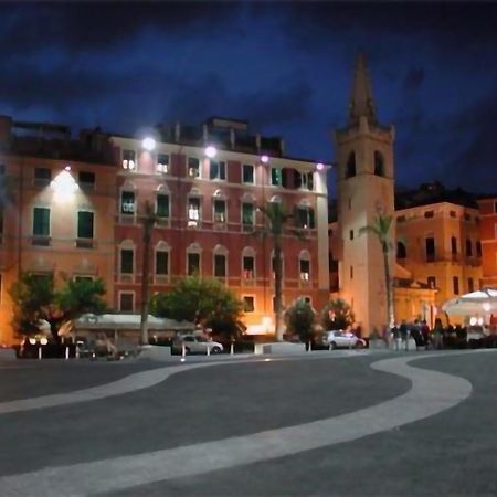 Affittacamere "In Piazzetta Da Vasco" Lerici Exteriér fotografie