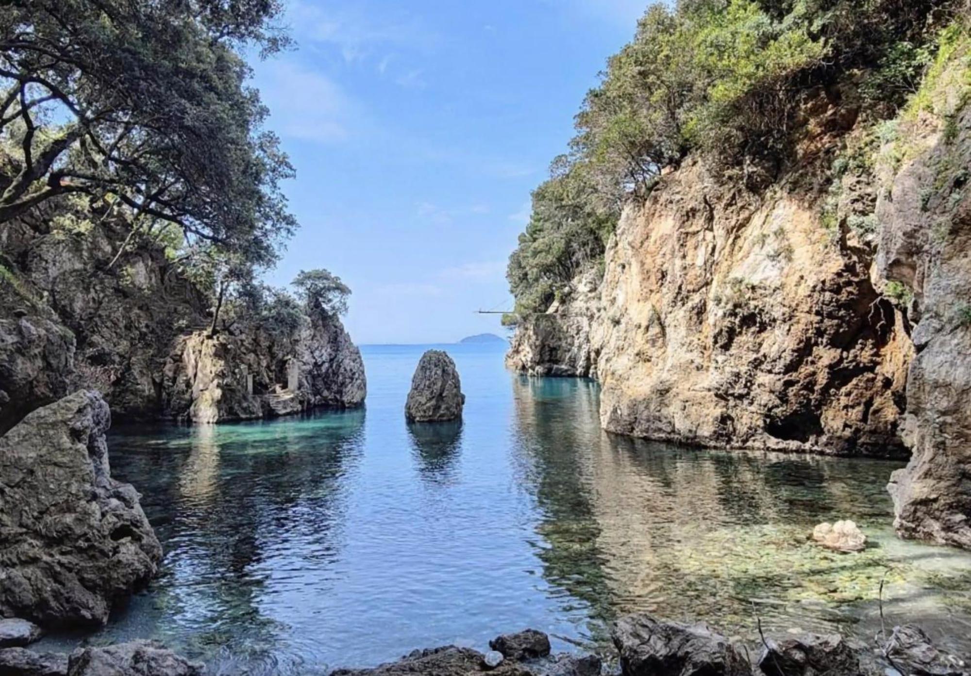 Affittacamere "In Piazzetta Da Vasco" Lerici Exteriér fotografie