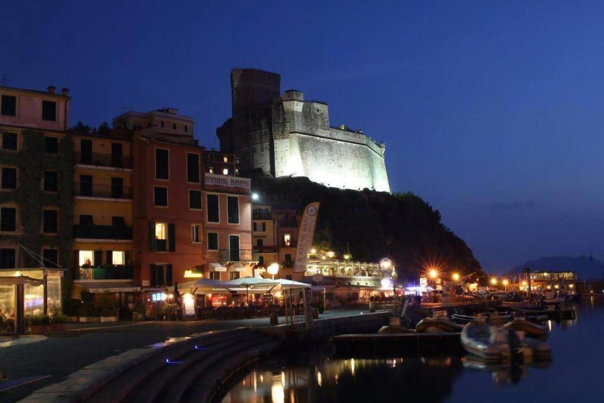 Affittacamere "In Piazzetta Da Vasco" Lerici Exteriér fotografie