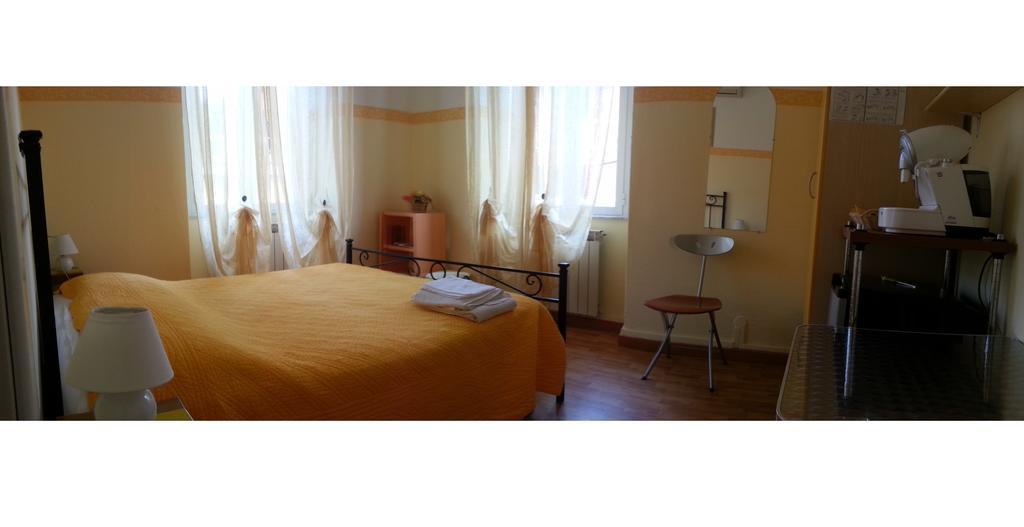 Affittacamere "In Piazzetta Da Vasco" Lerici Exteriér fotografie